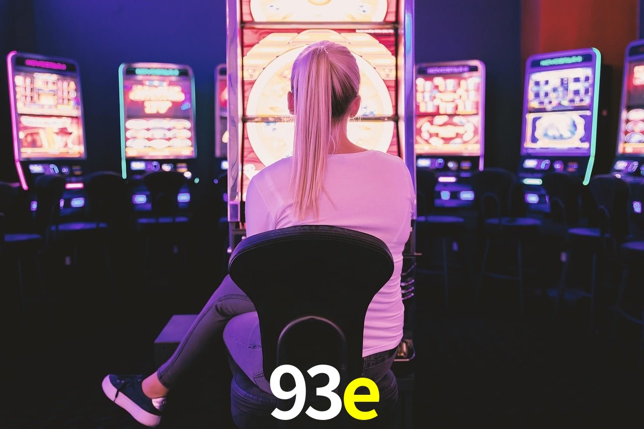 Bonus Features 93e